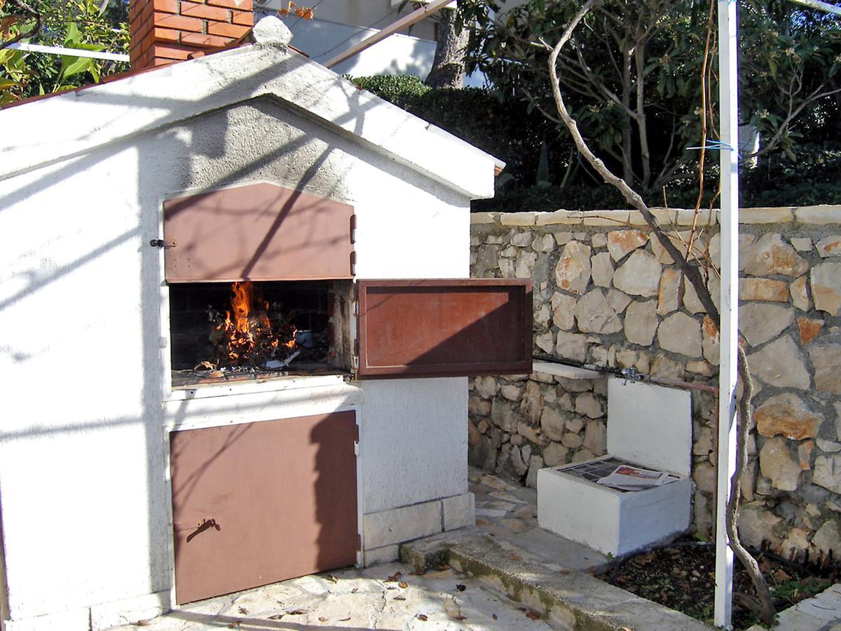 Apartment Amiela By Interhome Trogir Exterior foto